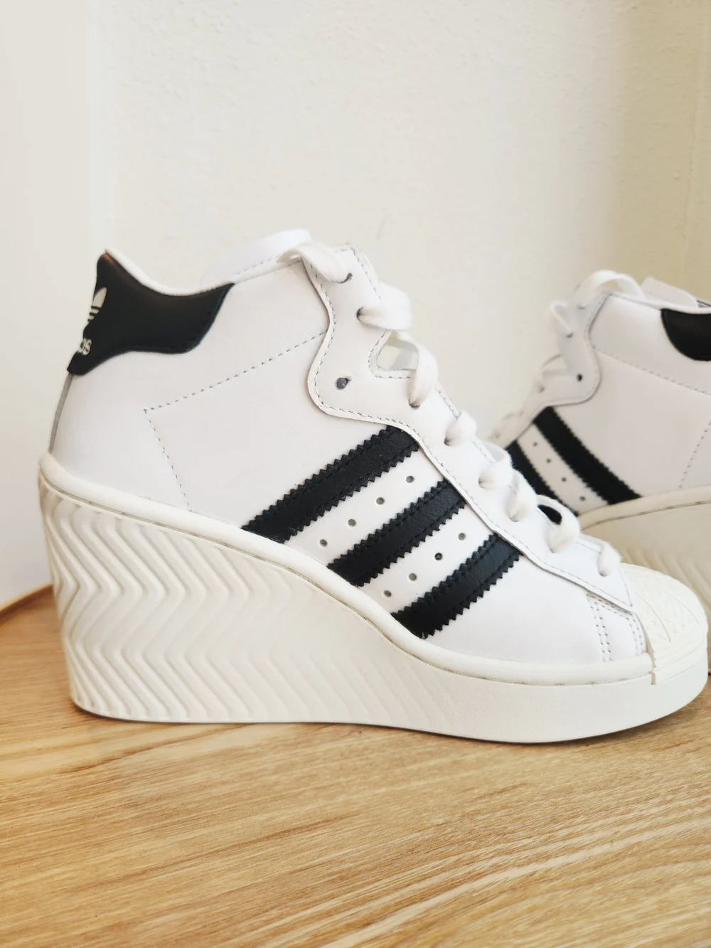 RARE Size 6 adidas Superstar Ellure Shoe Sneaker FW0102 Wedge Heel 2.25